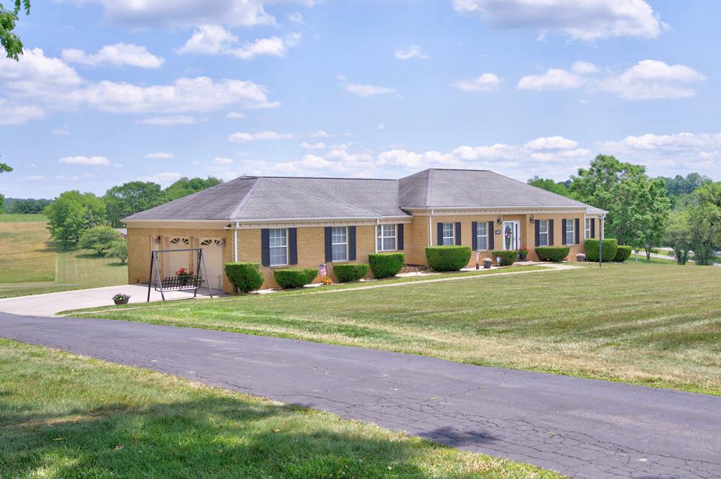4670 Shadetree Lane