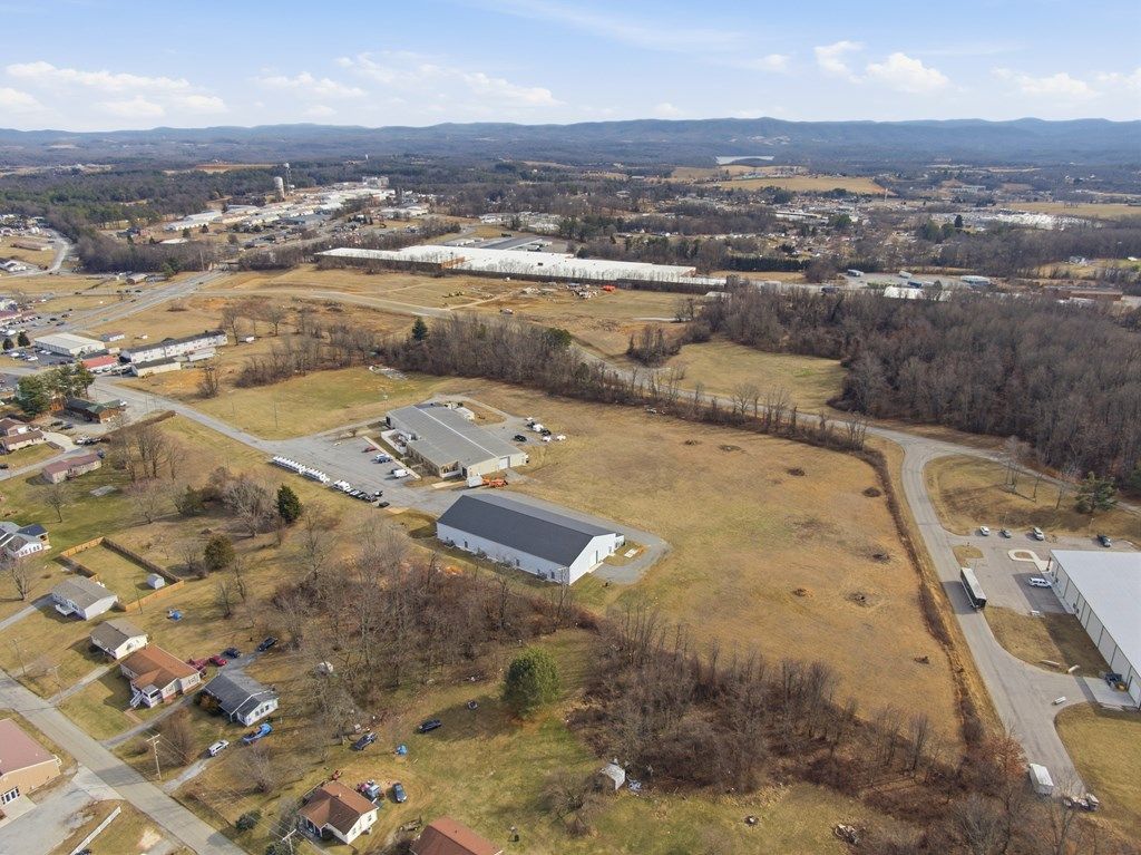 Photo of 418 Dominion Dr, Dublin, VA 24084 (MLS # 110058)