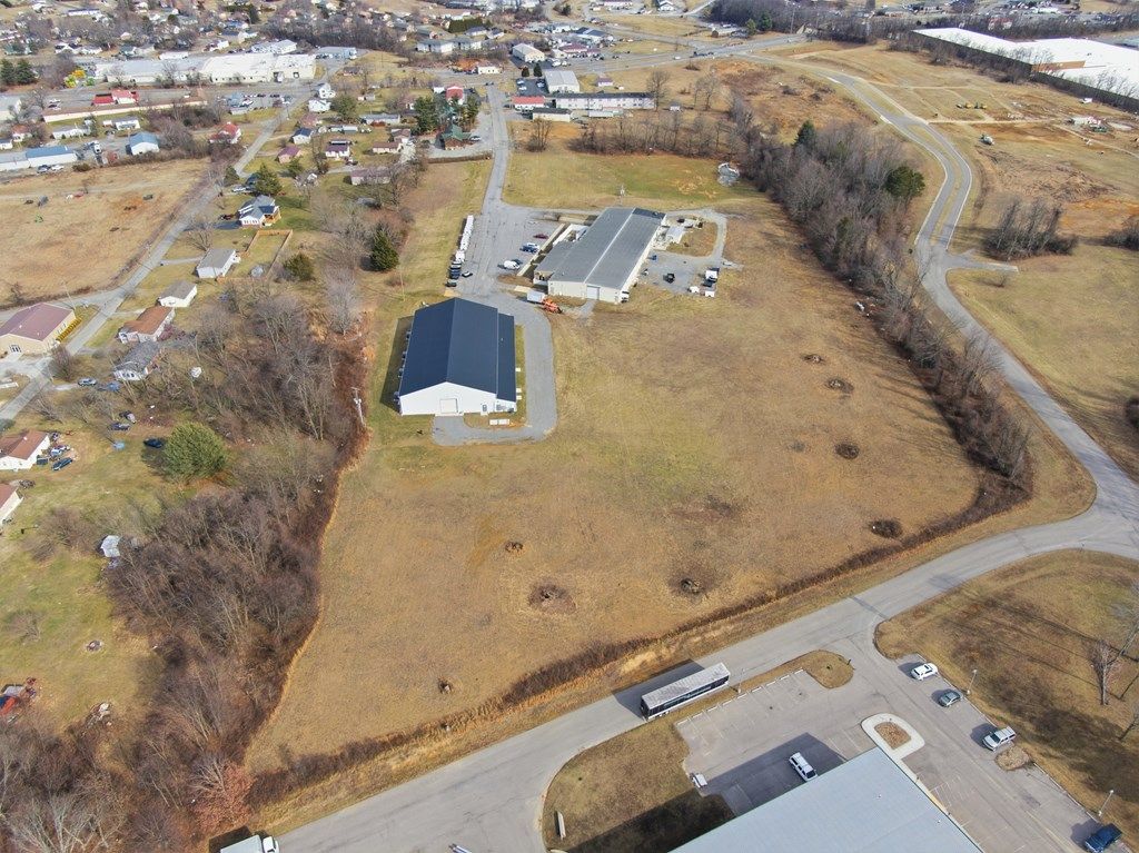 Photo of 418 Dominion Dr, Dublin, VA 24084 (MLS # 110058)
