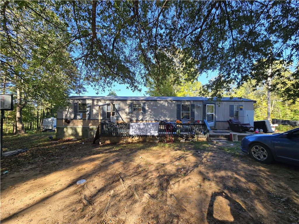 Photo of 341 Hawks Dr, Cana, VA 24317 (MLS # 104281)
