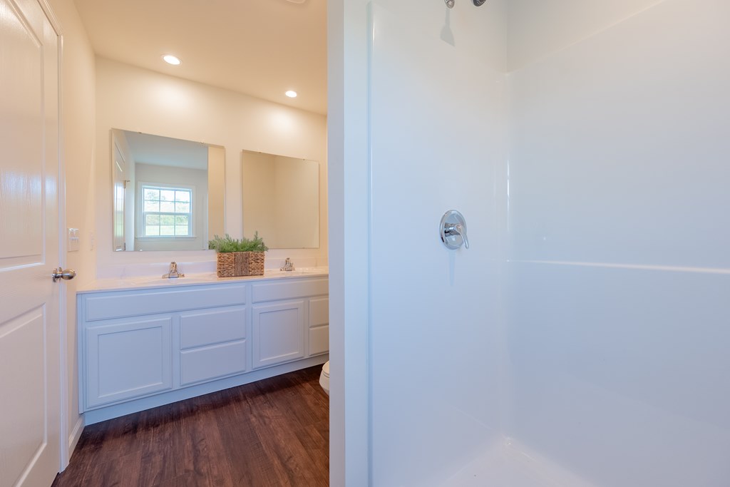 Max Meadows, Virginia 24360, United States, 3 Bedrooms Bedrooms, ,2 BathroomsBathrooms,Residential,Active,231024