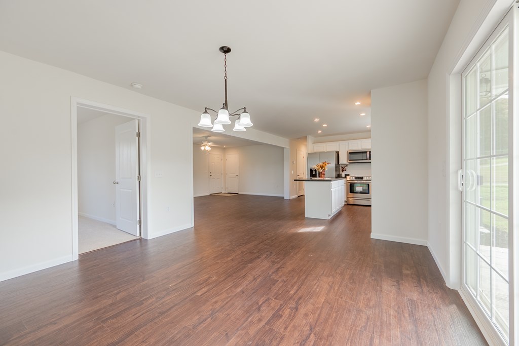 Max Meadows, Virginia 24360, United States, 3 Bedrooms Bedrooms, ,2 BathroomsBathrooms,Residential,Active,231024