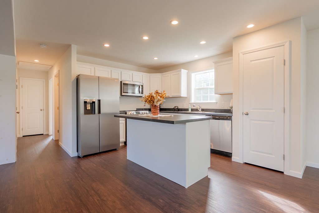 Max Meadows, Virginia 24360, United States, 3 Bedrooms Bedrooms, ,2 BathroomsBathrooms,Residential,Active,231024