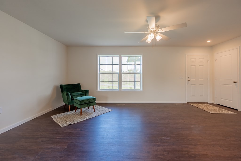 Max Meadows, Virginia 24360, United States, 3 Bedrooms Bedrooms, ,2 BathroomsBathrooms,Residential,Active,231024