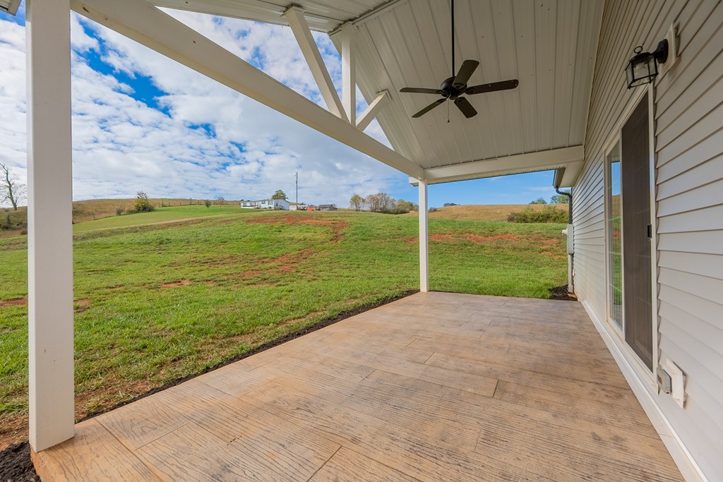 Max Meadows, Virginia 24360, United States, 3 Bedrooms Bedrooms, ,2 BathroomsBathrooms,Residential,Active,231024