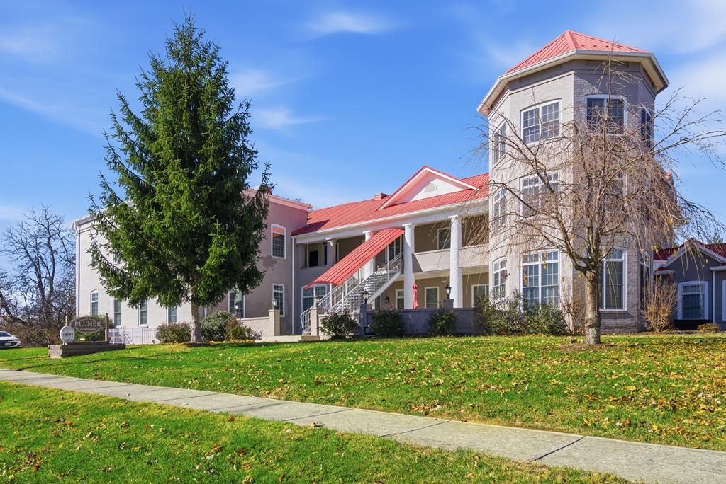 Photo of 210 E Withers Road Unit 201 Rd, Wytheville, VA 24382 (MLS # 104130)