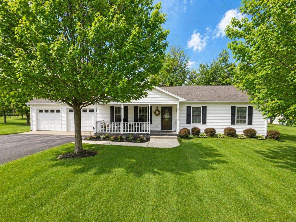 Photo of 116 Trapper Dr, Woodlawn, VA 24381 (MLS # 109872)