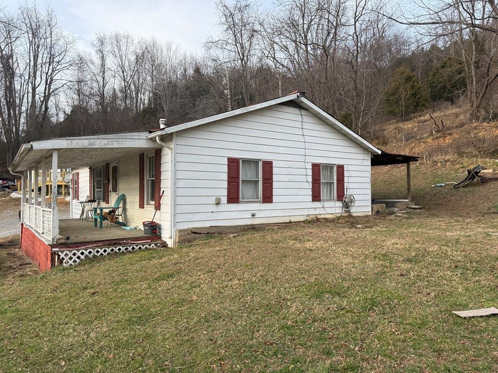 Photo of 3005 Long Hollow Road, Cleveland, VA 24225 (MLS # 104495)