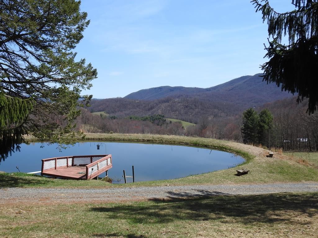 Photo of 984 Cloverdale Lane, Independence, VA 24348 (MLS # 109407)