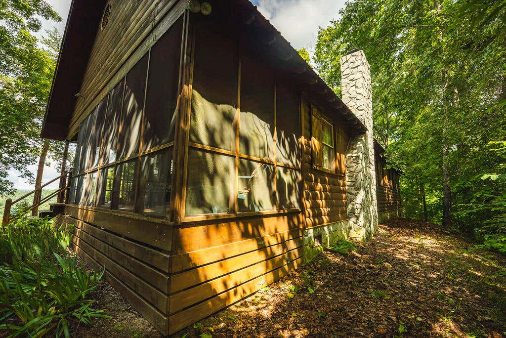 Photo of 12457 Veterans Memorial Hwy, Fort Blackmore, VA 24250 (MLS # 111583)