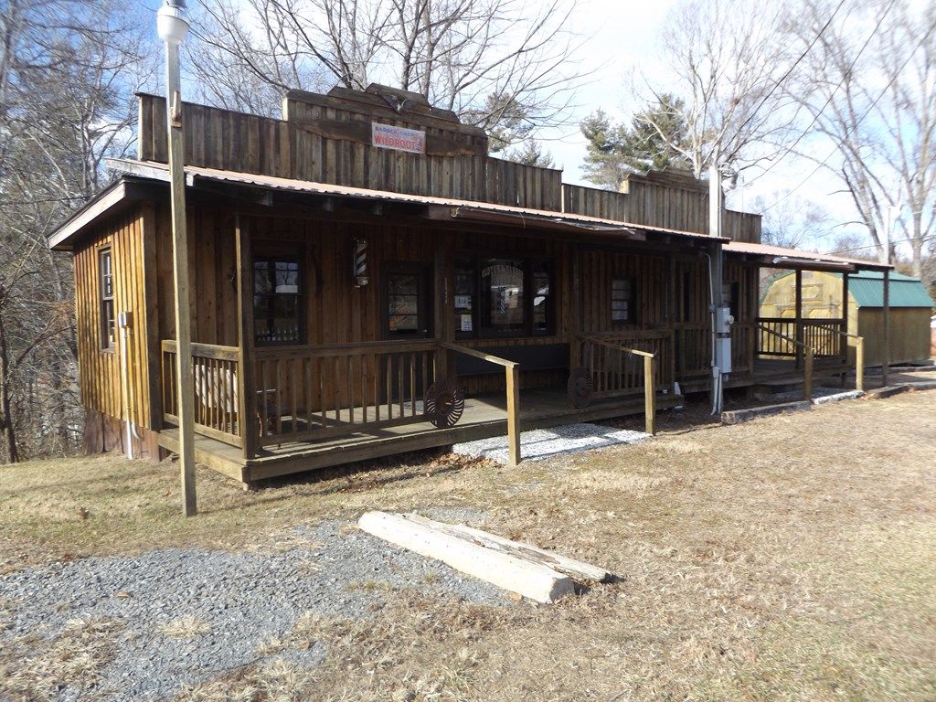 Photo of 1139114 South Main St, Galax, VA 24333 (MLS # 104460)