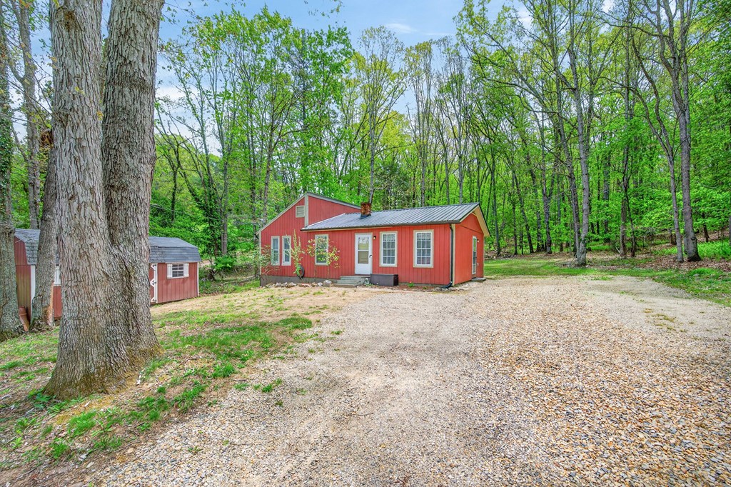 2531 Dry Road