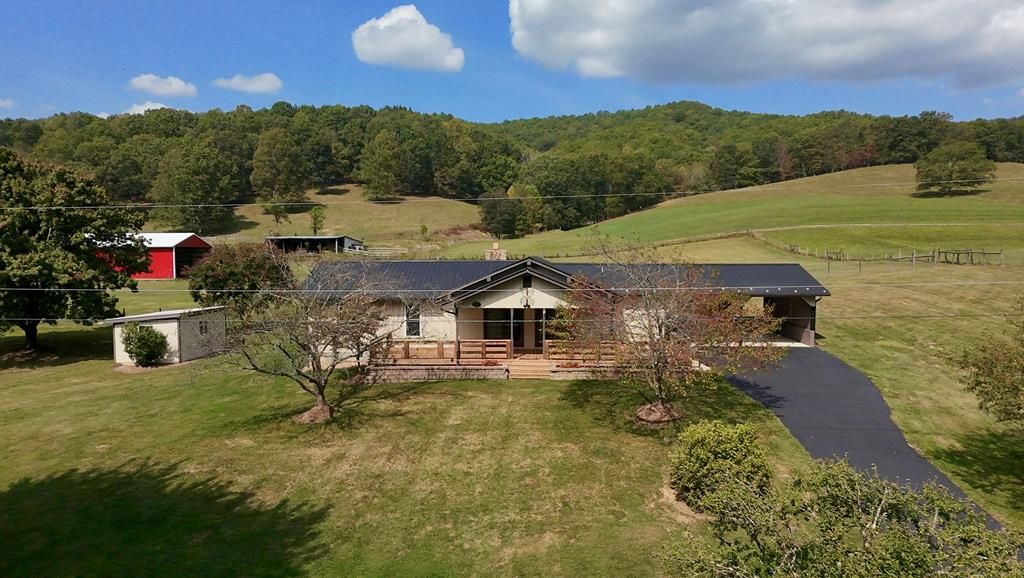 Photo of 739 Flowing Springs Rd, Atkins, VA 24311 (MLS # 103497)