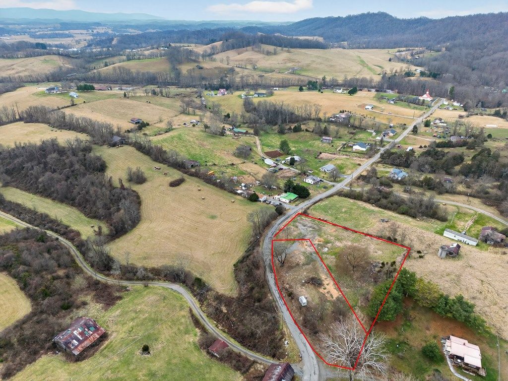 Photo of 33417 Seven Springs Road #42A, 42, Glade Spring, VA 24340 (MLS # 104616)