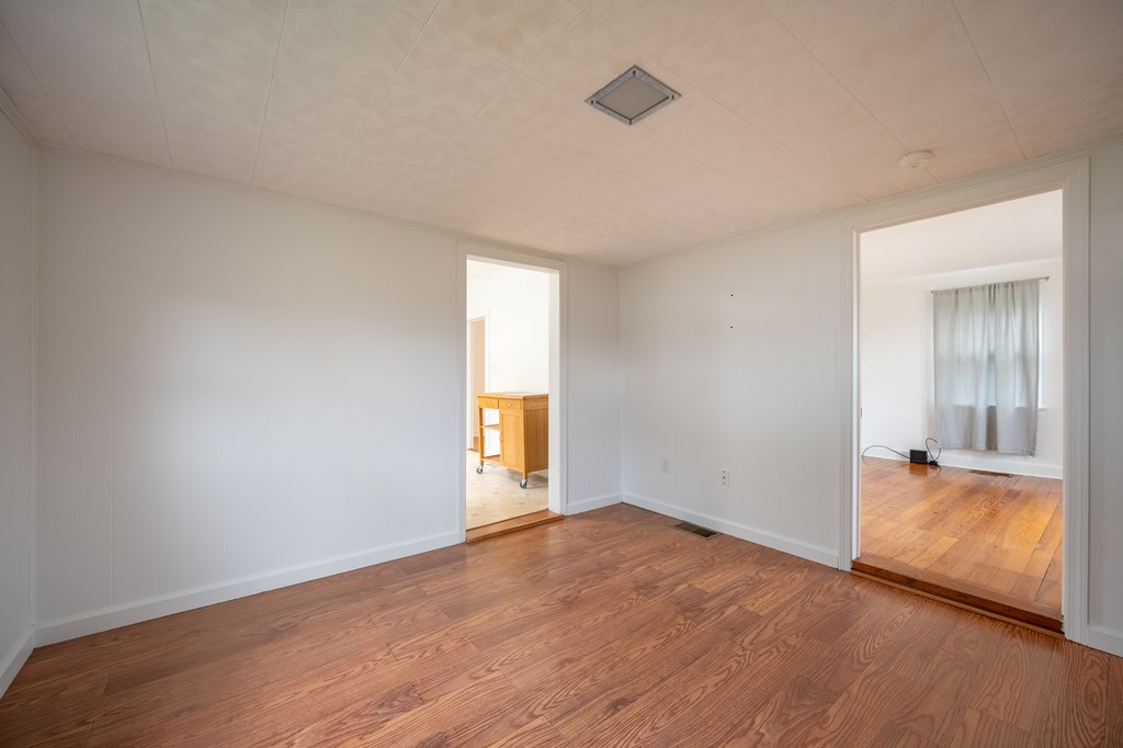 Radford, Virginia 24141, United States, 3 Bedrooms Bedrooms, ,1 BathroomBathrooms,Residential,Active,247887