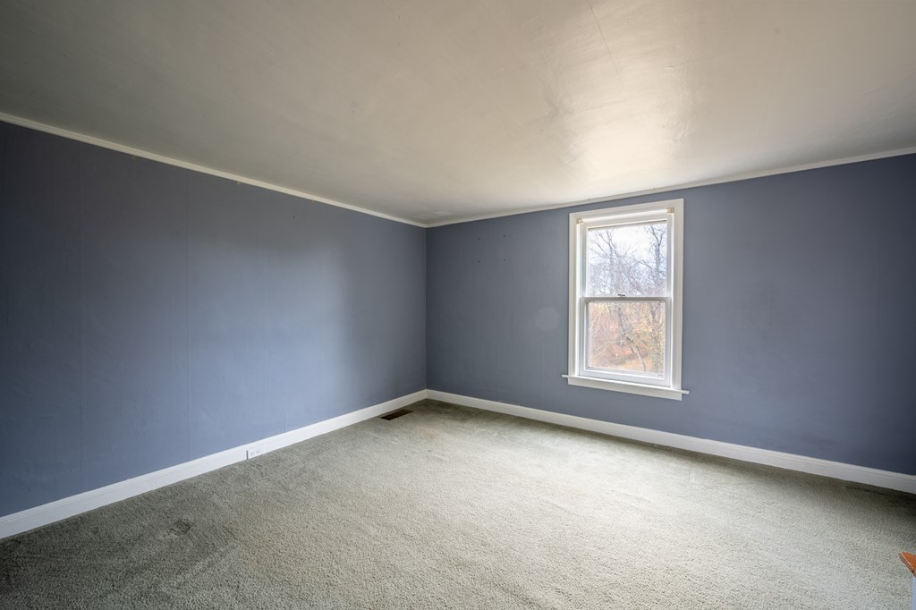 Radford, Virginia 24141, United States, 3 Bedrooms Bedrooms, ,1 BathroomBathrooms,Residential,Active,247887