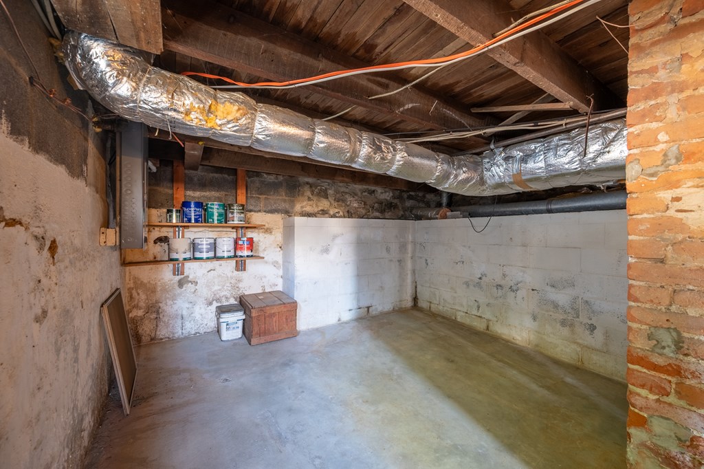 Radford, Virginia 24141, United States, 3 Bedrooms Bedrooms, ,1 BathroomBathrooms,Residential,Active,247887