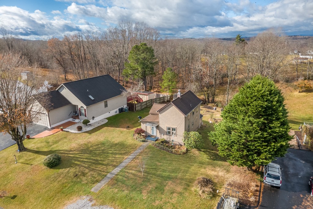 Radford, Virginia 24141, United States, 3 Bedrooms Bedrooms, ,1 BathroomBathrooms,Residential,Active,247887