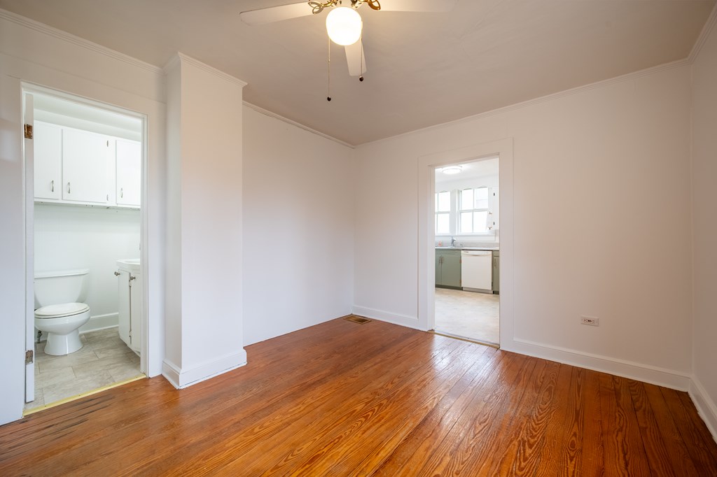 Radford, Virginia 24141, United States, 3 Bedrooms Bedrooms, ,1 BathroomBathrooms,Residential,Active,247887