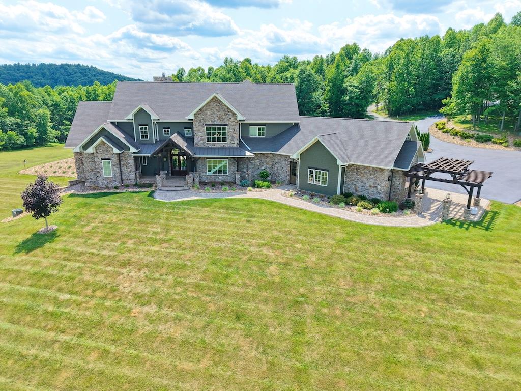 Photo of 934 Hummingbird Ln, Copper Hill, VA 24079 (MLS # 110896)