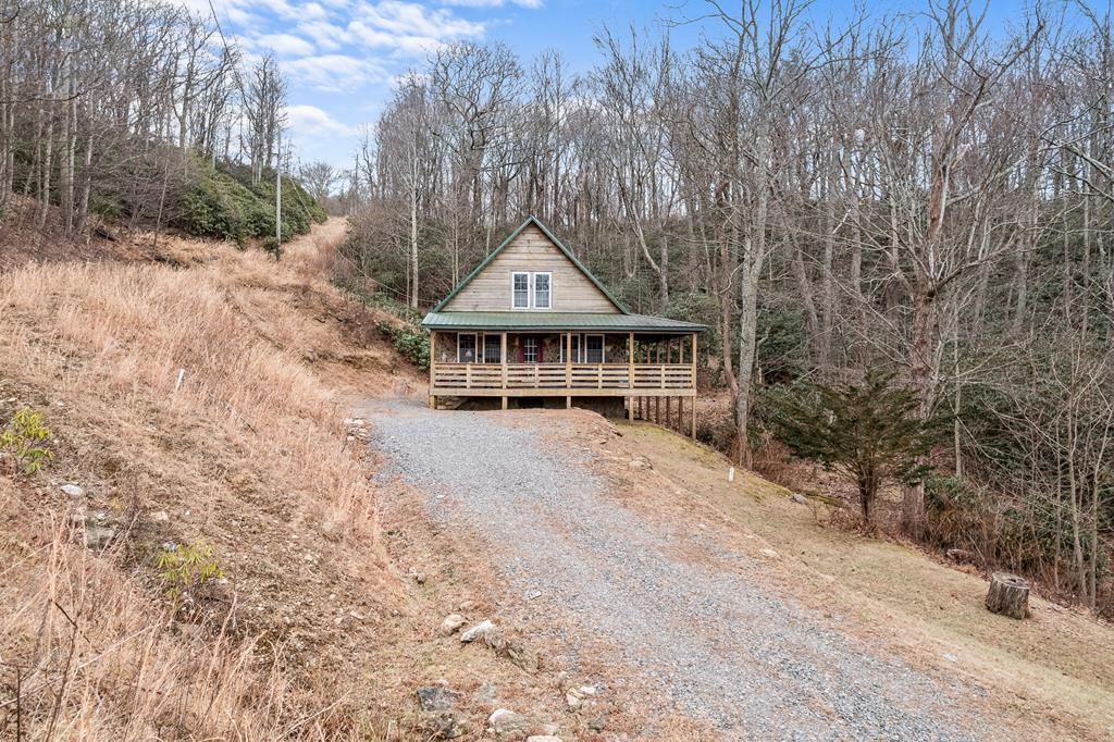 Photo of 799 Crystal Springs Drive, Fancy Gap, VA 24328 (MLS # 104490)