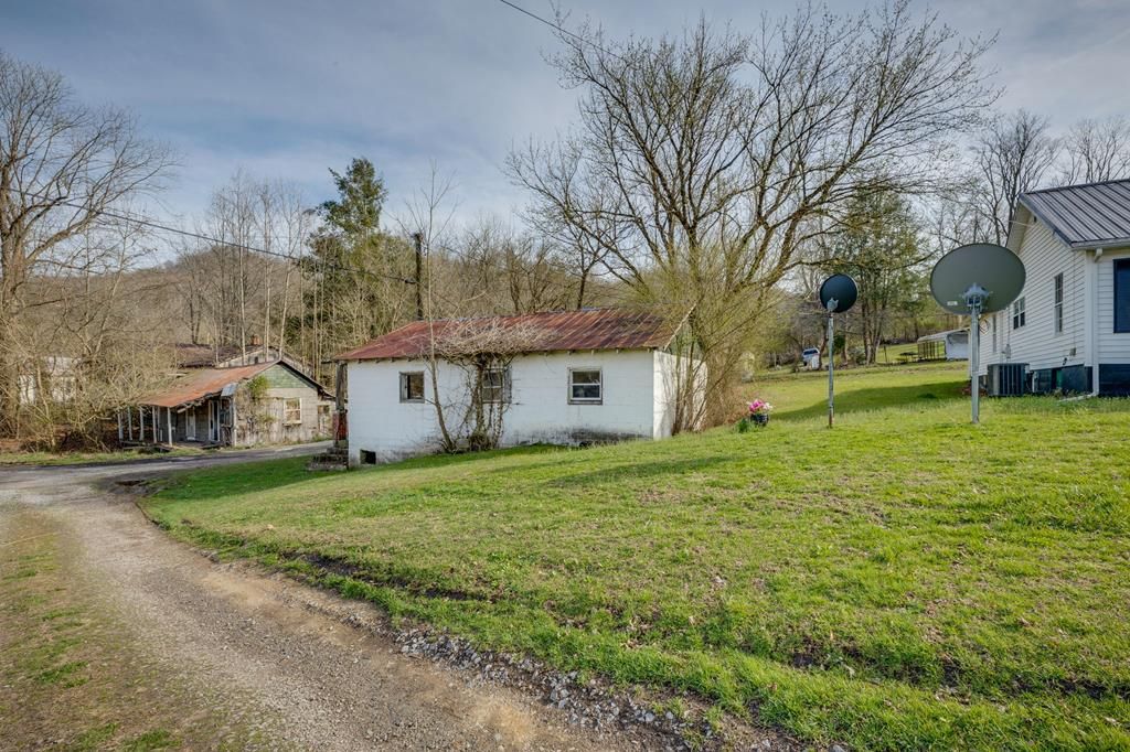 Photo of 266 Carterton Pl #NA, Lebanon, VA 24266 (MLS # 109196)