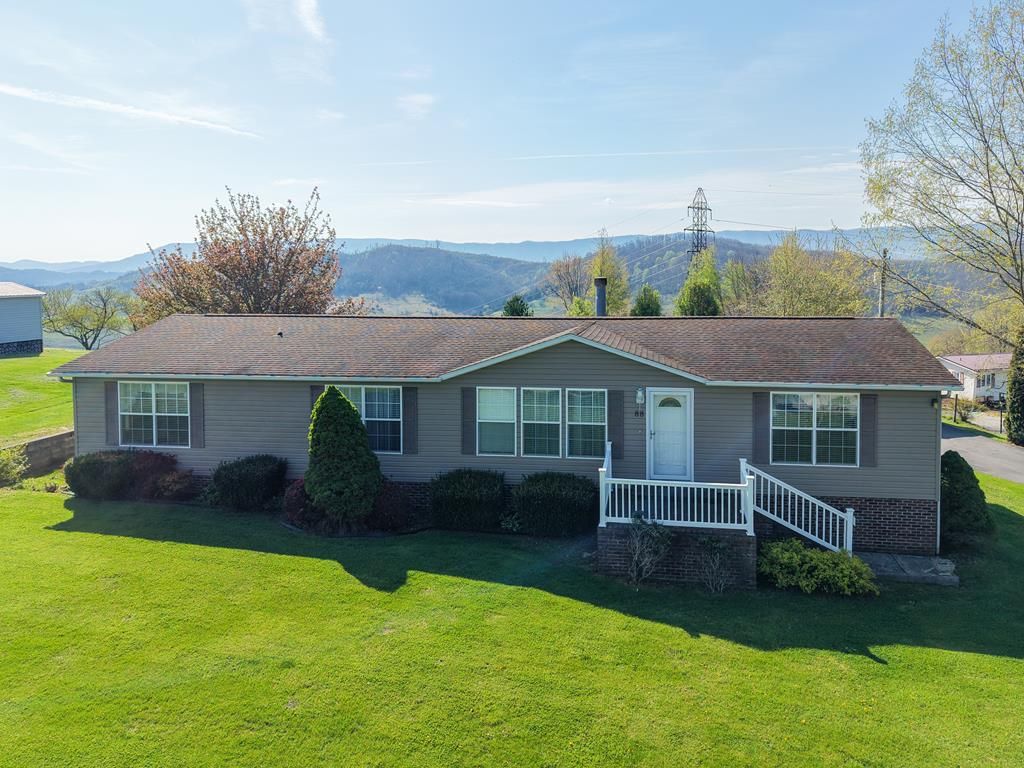 Photo of 88 Grandview Dr, Dr, Cleveland, VA 24225 (MLS # 109594)