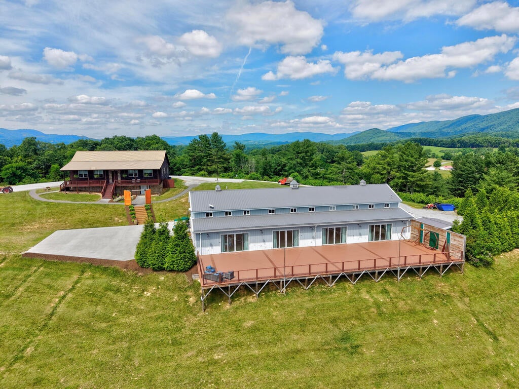 639 Wagon Wheel Rd.