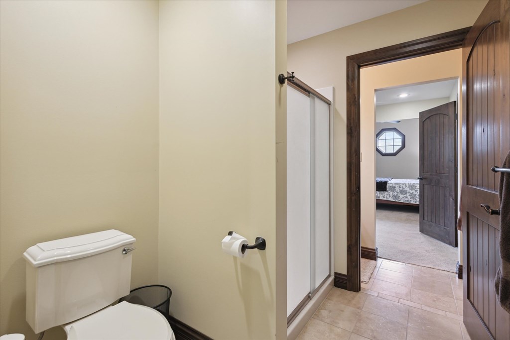 Abingdon, Virginia 24211, United States, 7 Bedrooms Bedrooms, ,7 BathroomsBathrooms,Residential,Active,109832