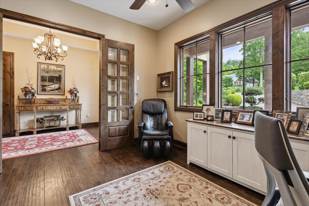 Abingdon, Virginia 24211, United States, 7 Bedrooms Bedrooms, ,7 BathroomsBathrooms,Residential,Active,109832