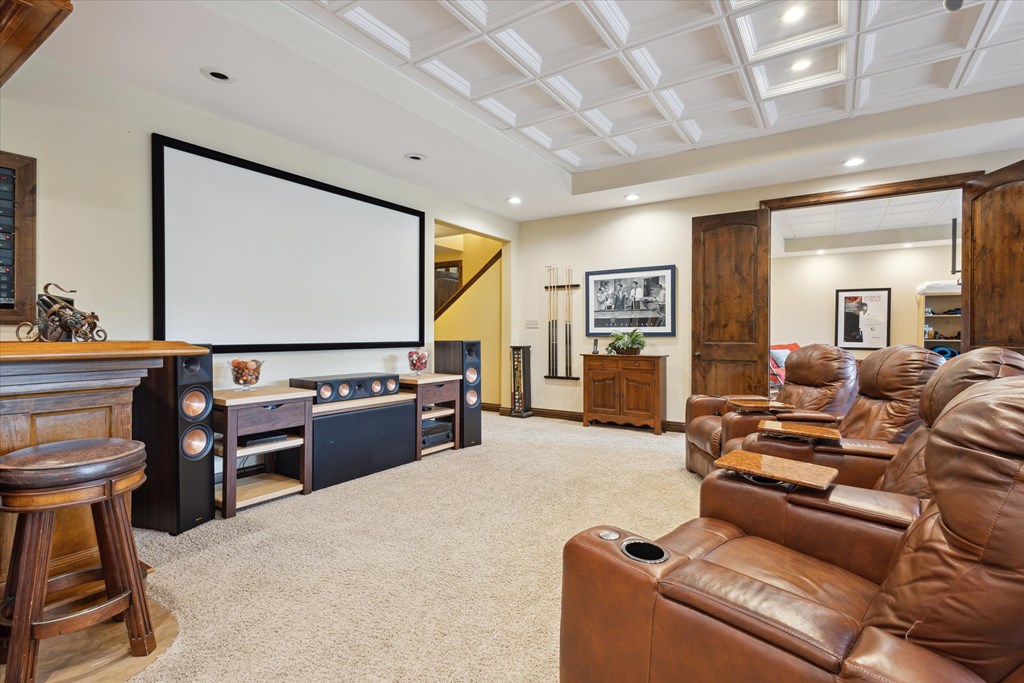 Abingdon, Virginia 24211, United States, 7 Bedrooms Bedrooms, ,7 BathroomsBathrooms,Residential,Active,109832