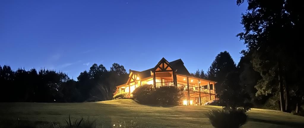 Photo of 16301 Highlands Log Drive, Abingdon, VA 24210 (MLS # 110978)