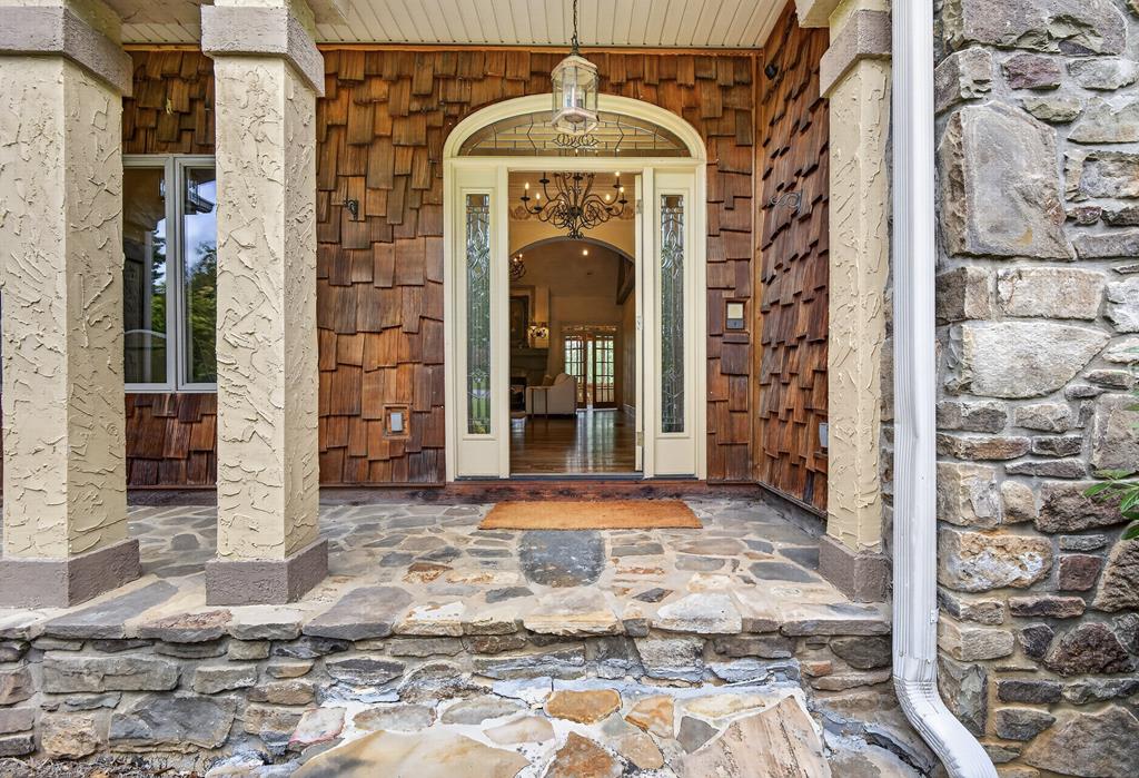 20268 Heron Circle