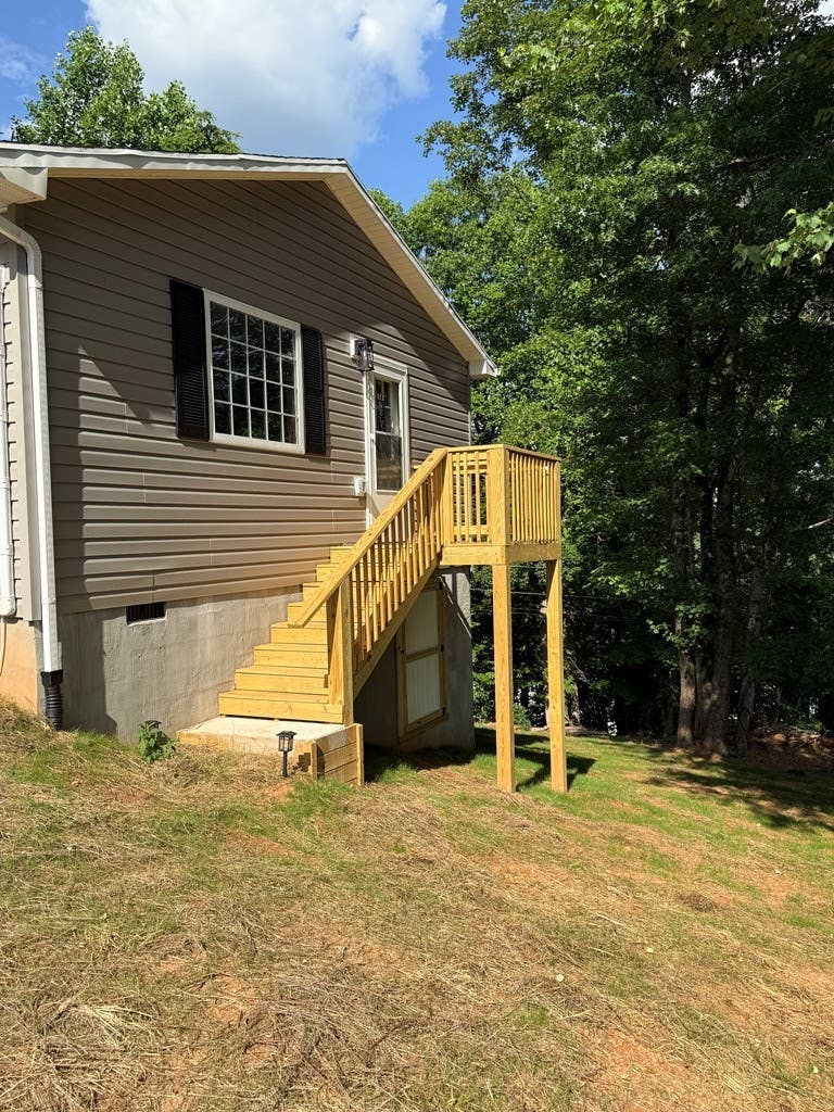 Photo of 102 Holly St, Galax, VA 24333 (MLS # 110649)