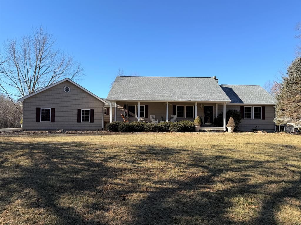 Photo of 987 Nursery Rd, Laurel Fork, VA 24352 (MLS # 104480)