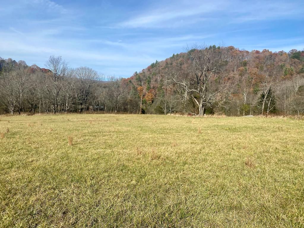 Photo of 5 W Lee Highway #5, Wytheville, VA 24382 (MLS # 104047)