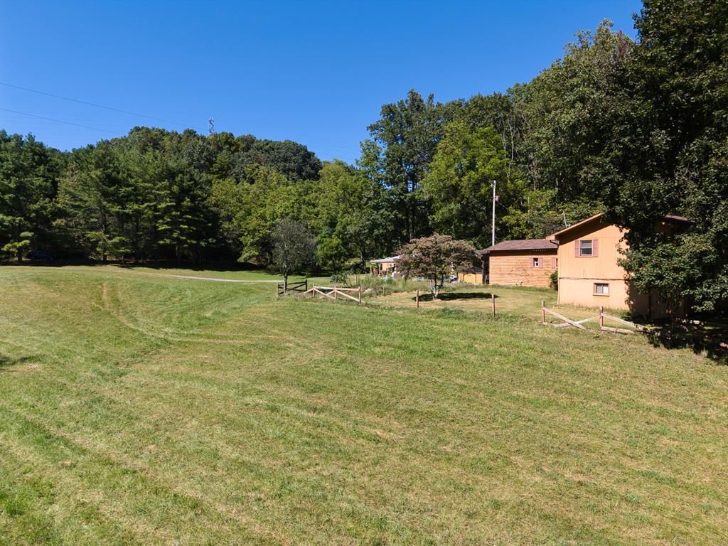 Photo of 2554 Georges Run Rd, Shawsville, VA 24162 (MLS # 103601)