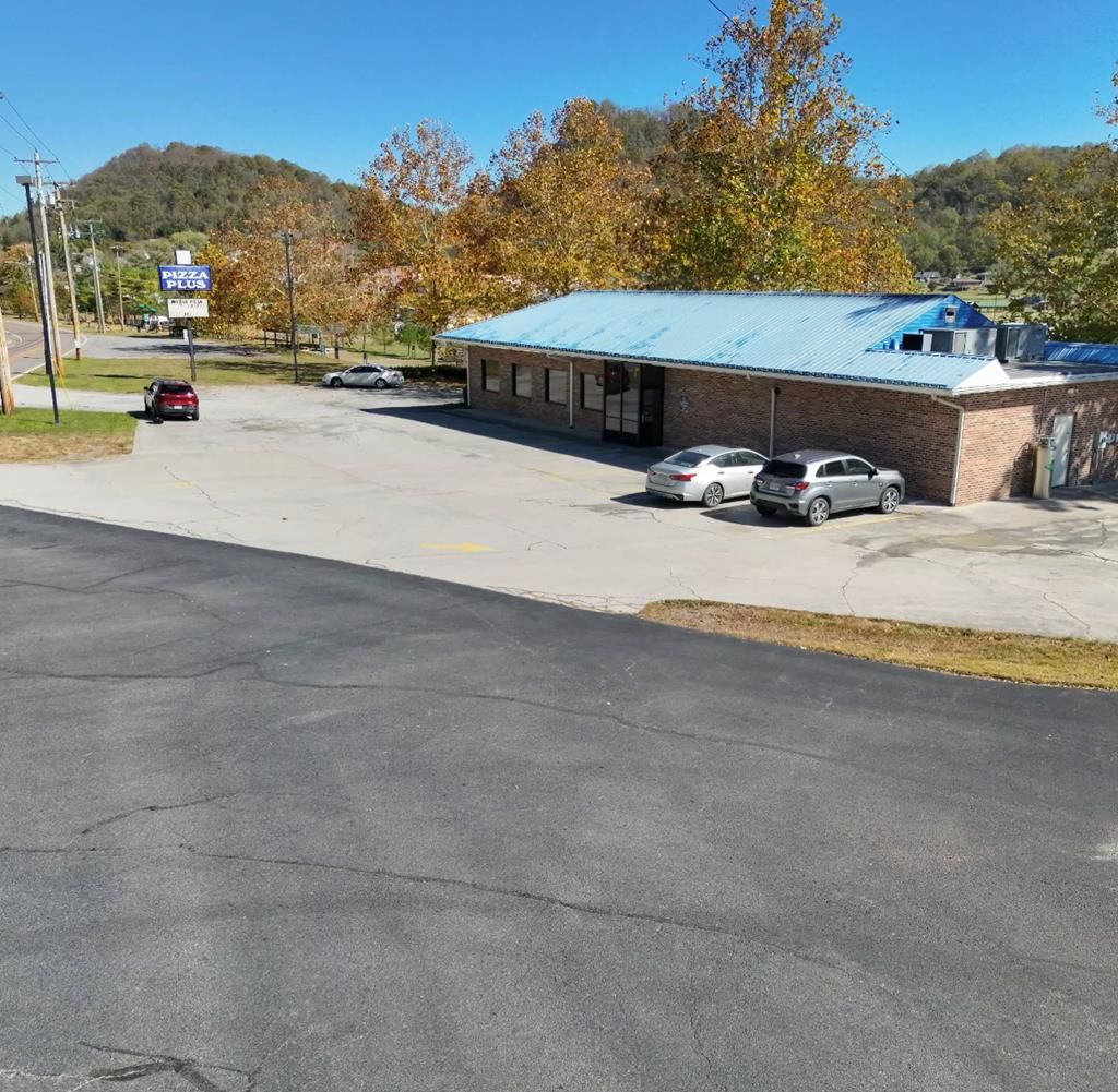 Photo of 248 W. Main St, Saltville, VA 24370 (MLS # 103950)