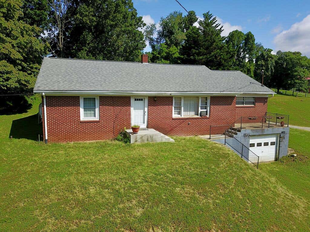 Photo of 125 Clover Street, Galax, VA 24333 (MLS # 111527)