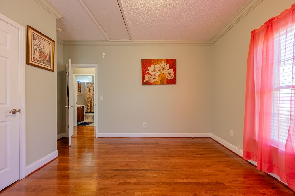 Max Meadows, Virginia 24360, United States, 3 Bedrooms Bedrooms, ,2 BathroomsBathrooms,Residential,Pending,126426