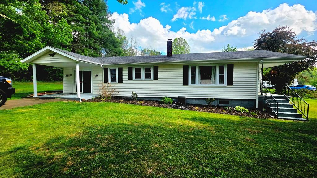 Photo of 60 Green Acres Dr, Galax, VA 24333 (MLS # 109909)