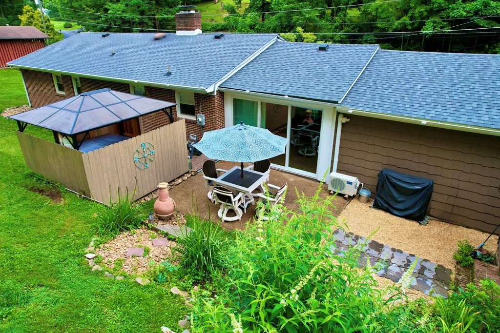 Photo of 916 Hollow Road, Marion, VA 24354 (MLS # 111114)