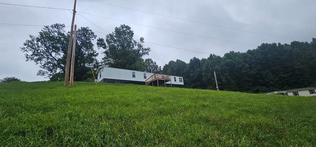 Photo of 12354 Chip Ridge Road, Abingdon, VA 24210 (MLS # 110991)
