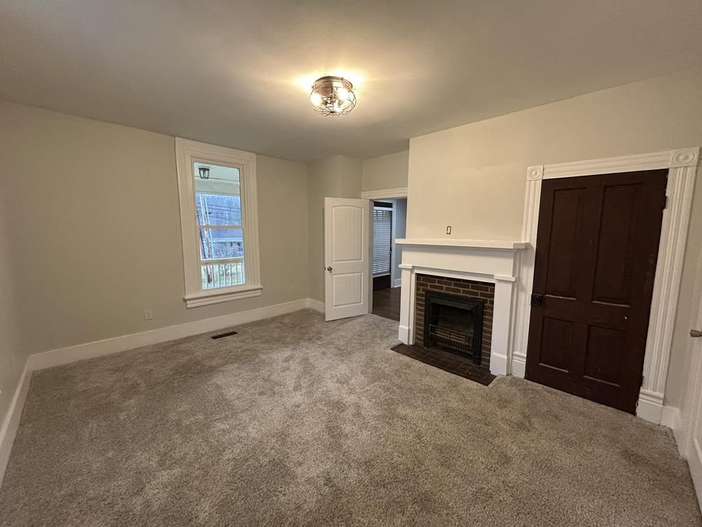 Photo of 279 Jeffersonville Street, Tazewell, VA 24651 (MLS # 105923)