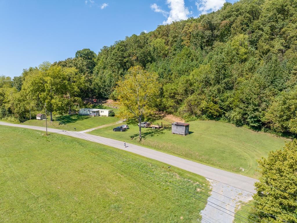 Photo of 20181 N North Fork River Road #6,7,8, Abingdon, VA 24210 (MLS # 103441)