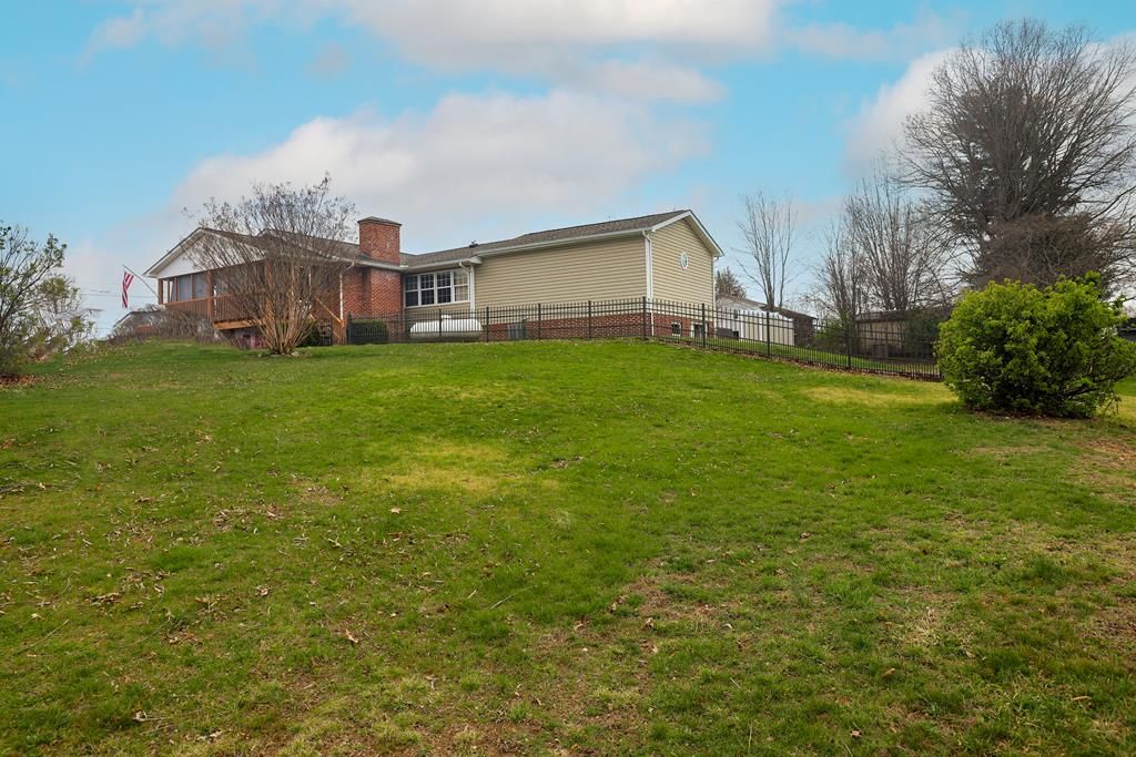 Photo of 105 Lena Street, Bristol, VA 24201 (MLS # 109389)