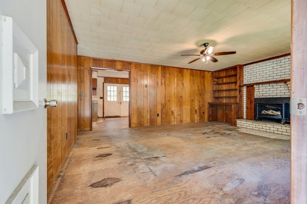 Photo of 2967 Elkins Branch Rd, Grundy, VA 24614 (MLS # 103691)