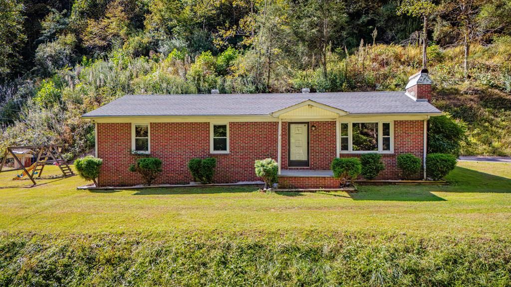Photo of 2967 Elkins Branch Rd, Grundy, VA 24614 (MLS # 103691)