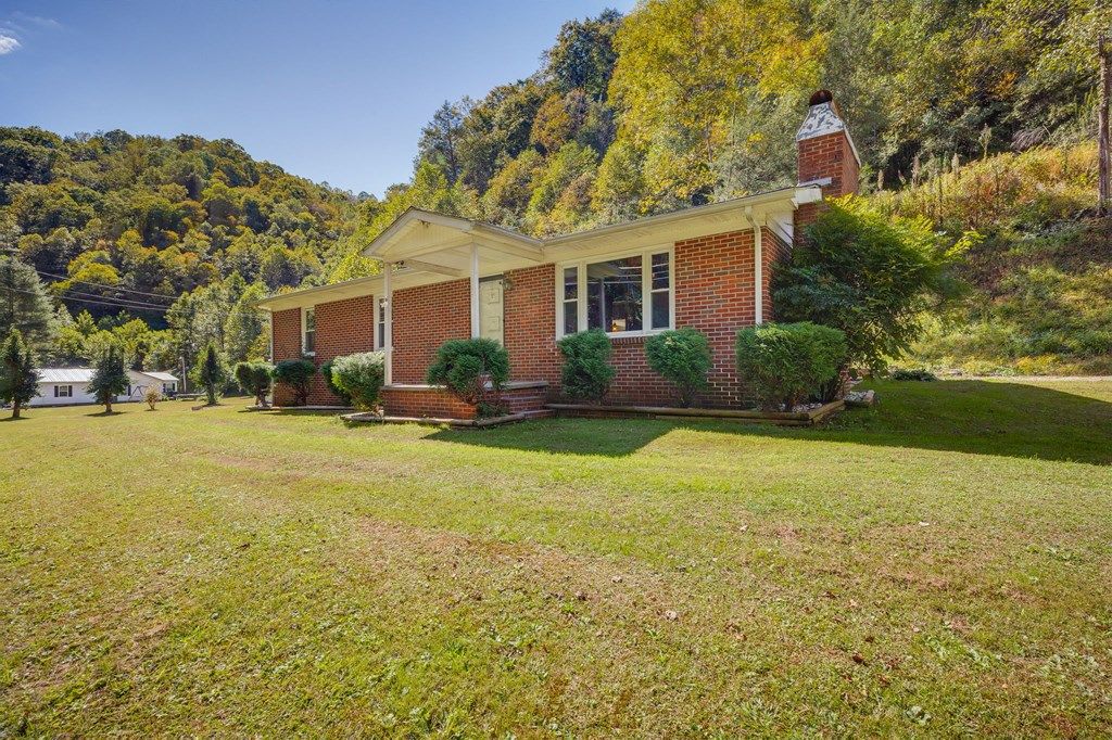 Photo of 2967 Elkins Branch Rd, Grundy, VA 24614 (MLS # 103691)