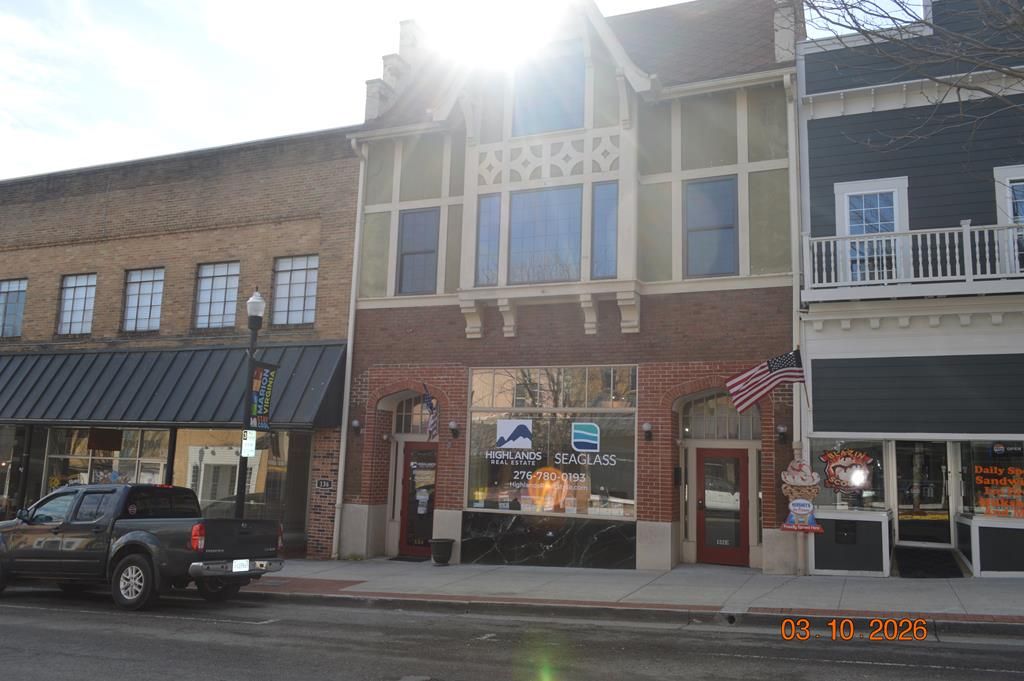 Photo of 132 E Main St, Marion, VA 24354 (MLS # 109101)